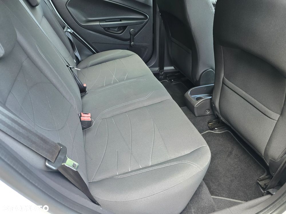 Ford Fiesta 1.25 Champions Edition - 21
