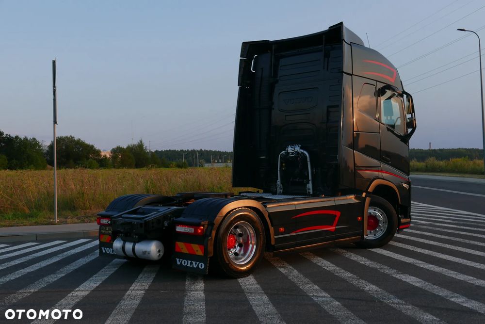 Volvo FH 460 EURO6 FH4 FH5 FULL OPCJA 21R ALU TV PODWÓJNE SZYBY NAVI KAMERA SKÓRA ELEKTRYCZNY OBRACANY FOTEL - 12