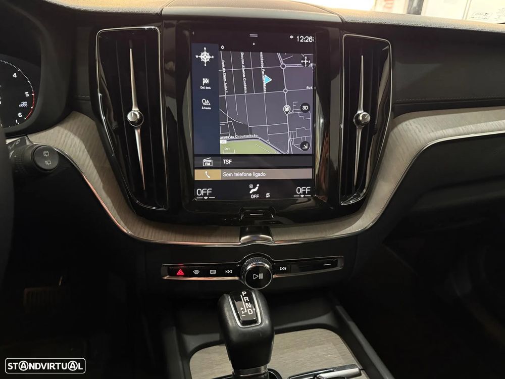 Volvo XC 60 2.0 D4 Inscription AWD Geartronic - 34