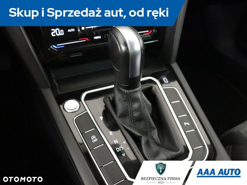 Volkswagen Passat Variant - 15