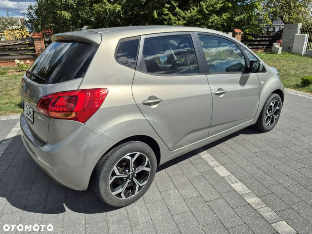 Kia Venga - 2
