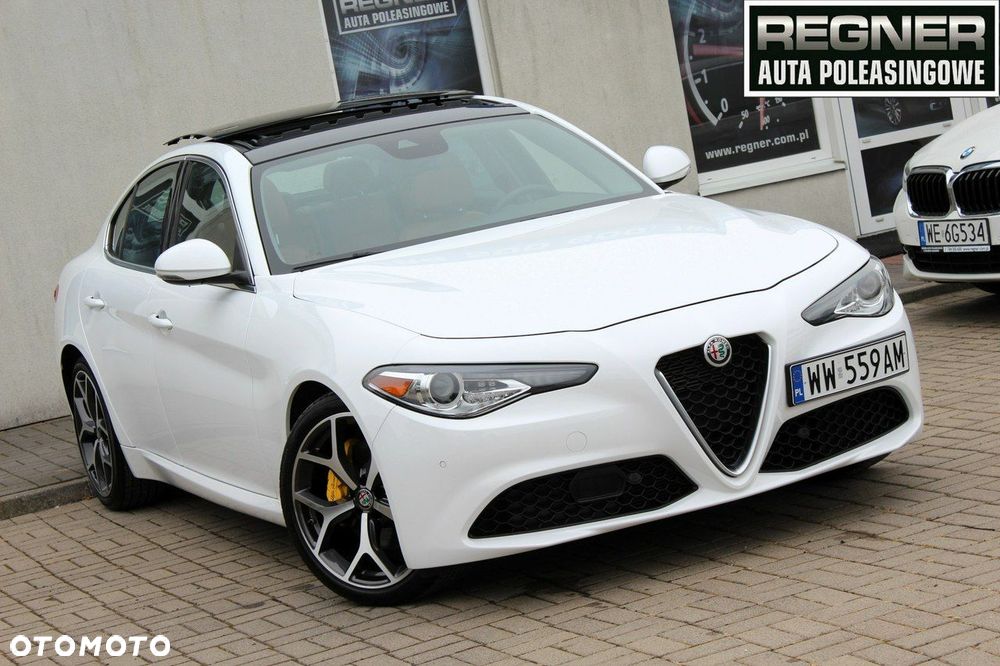 Alfa Romeo Giulia - 1
