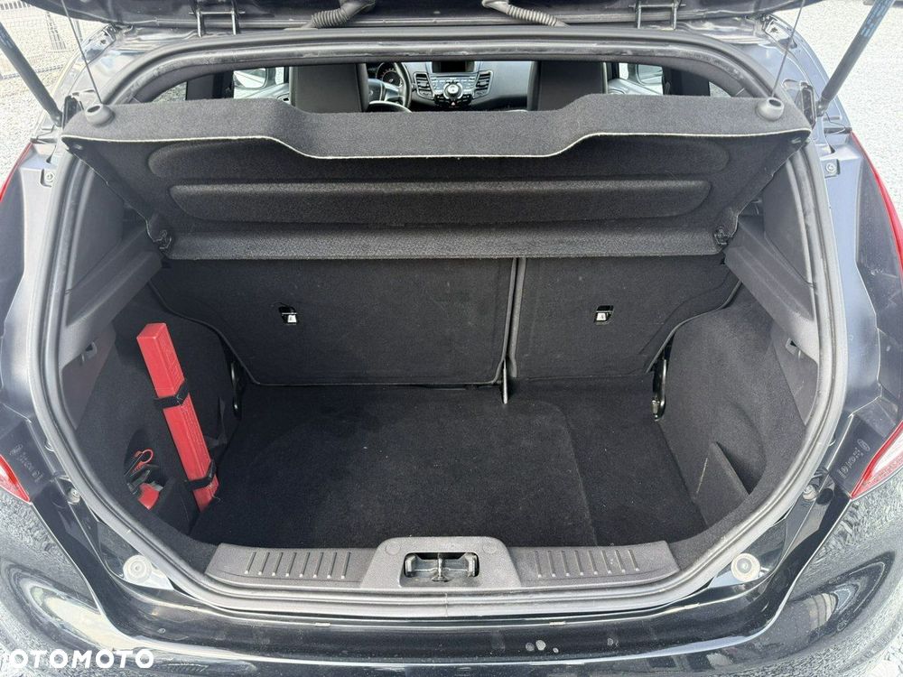 Ford Fiesta - 31