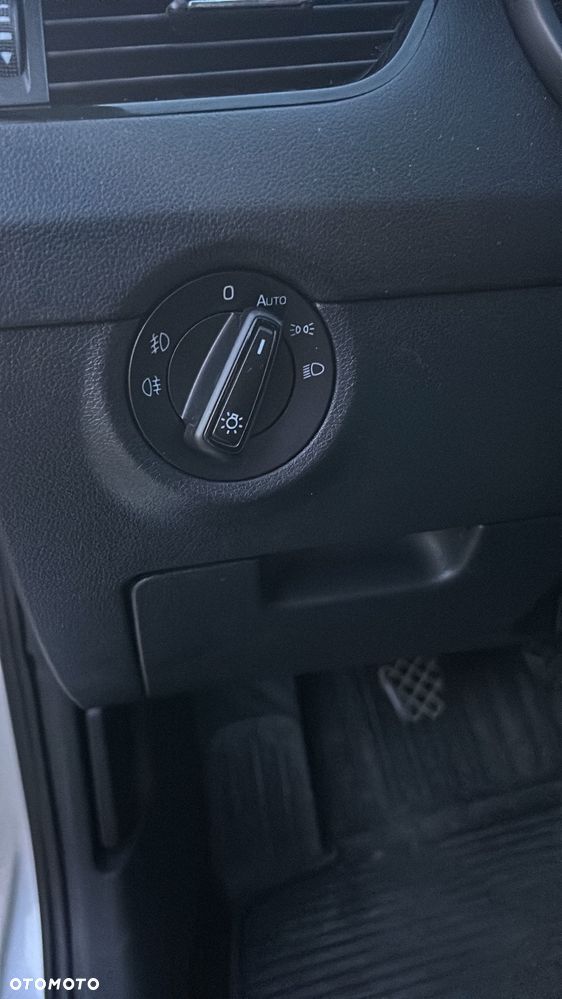 Skoda Octavia 1.6 TDI SCR Ambition - 9