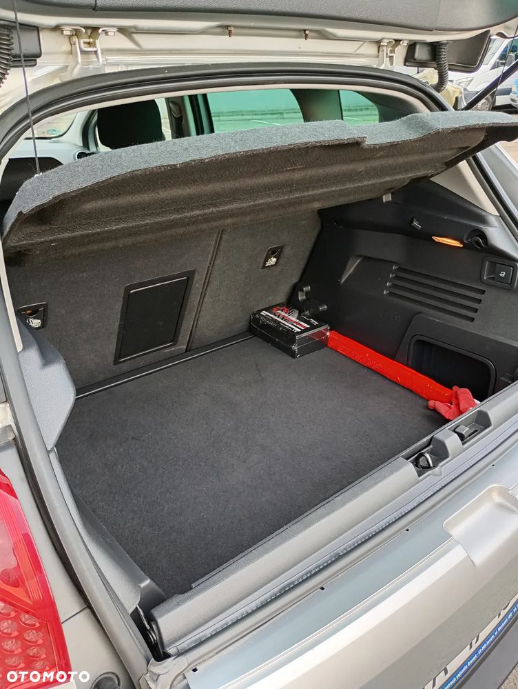 Peugeot 3008 1.6 Active - 12