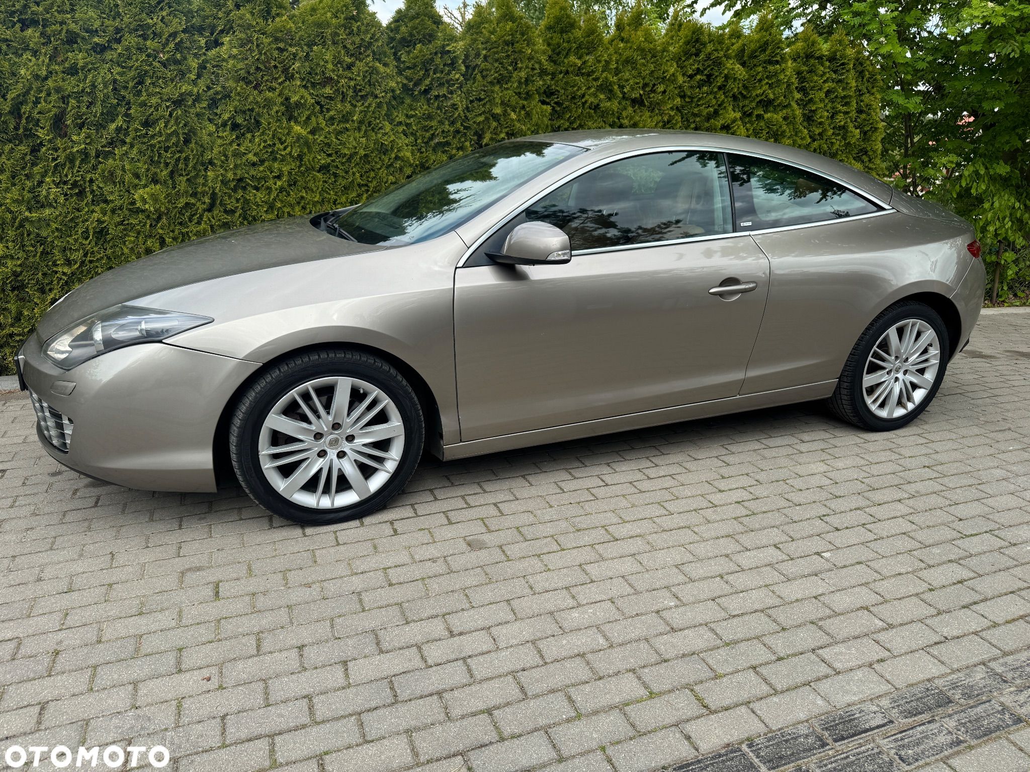Renault Laguna 3.0 dCi V6 Initiale - 1