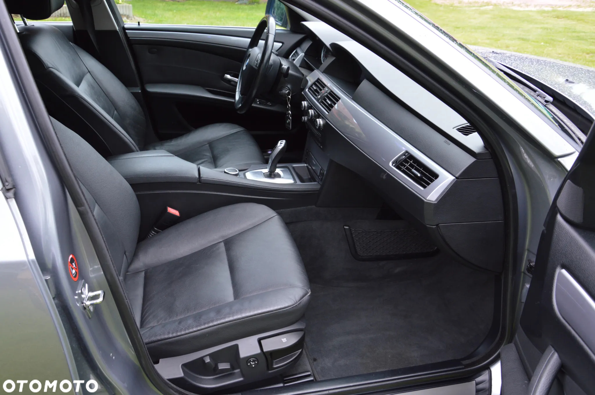 BMW Seria 5 525d Touring Edition Exclusive - 23