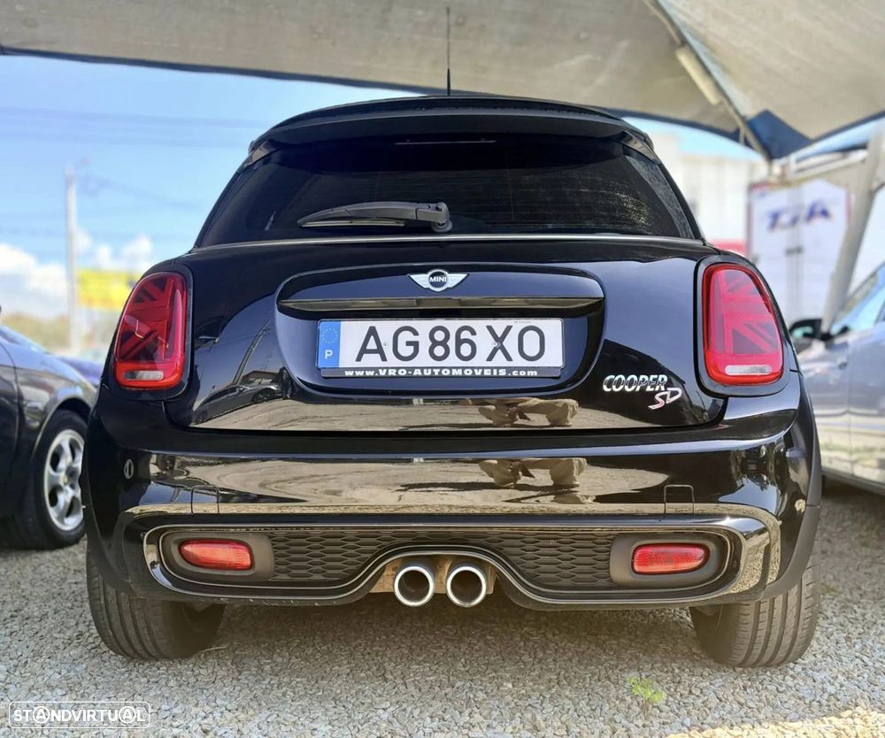 MINI 3 Portas Cooper SD - 15