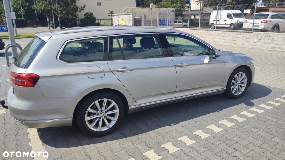 Volkswagen Passat Variant 1.6 TDI (BlueMotion Technology) DSG Comfortline - 8