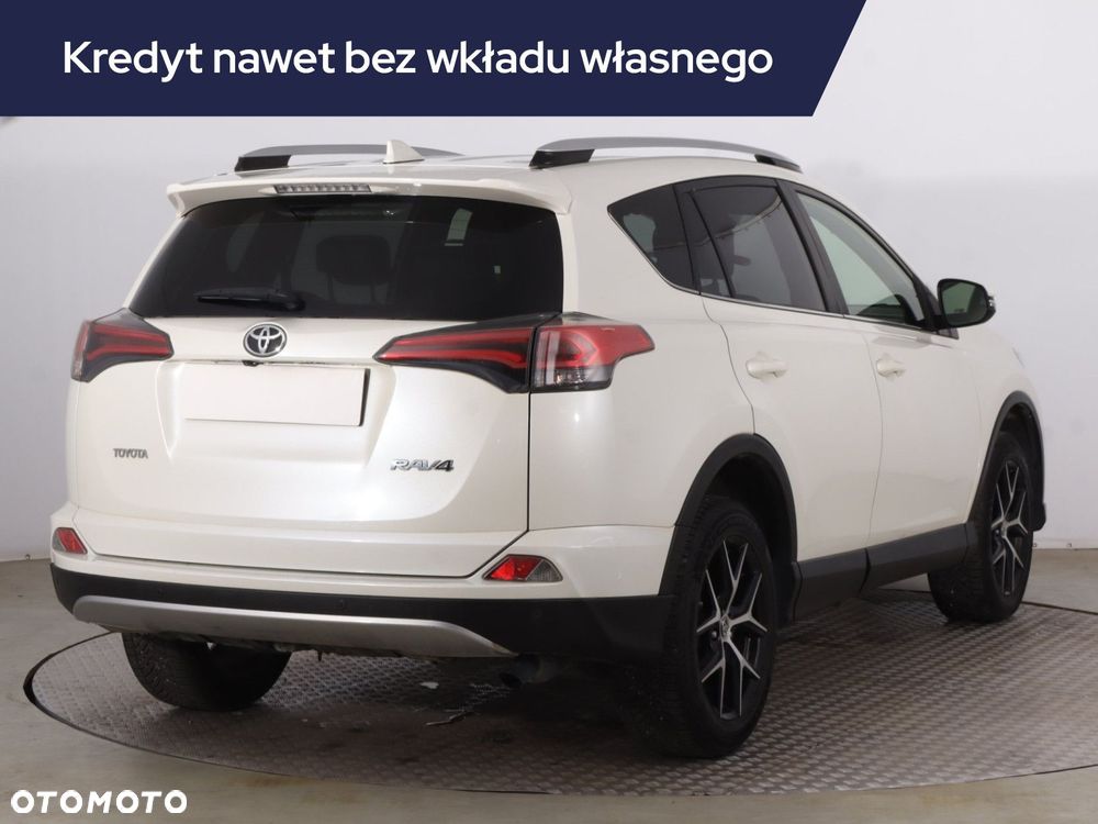 Toyota RAV4 - 7