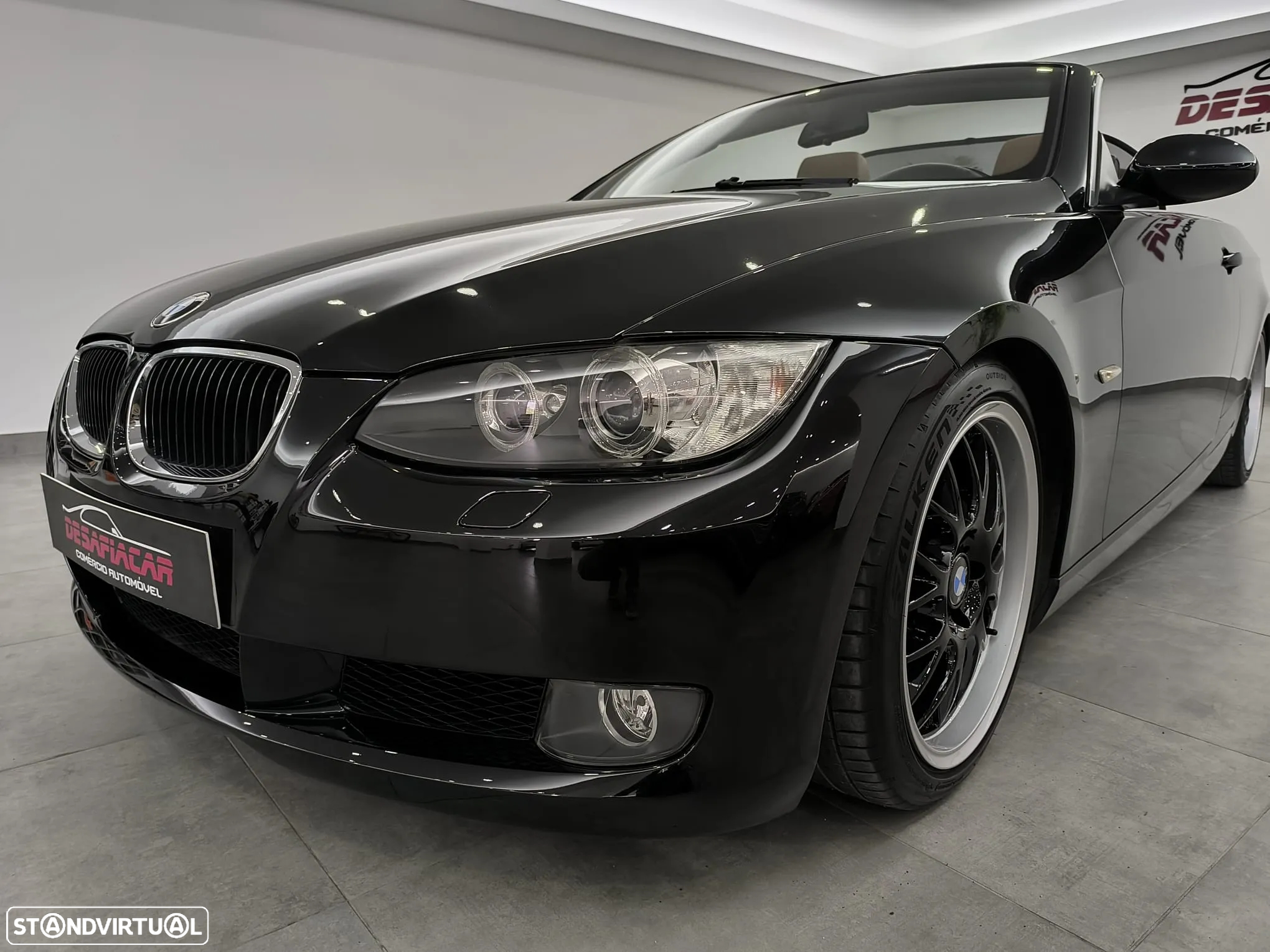 BMW 320 i Cabrio - 14