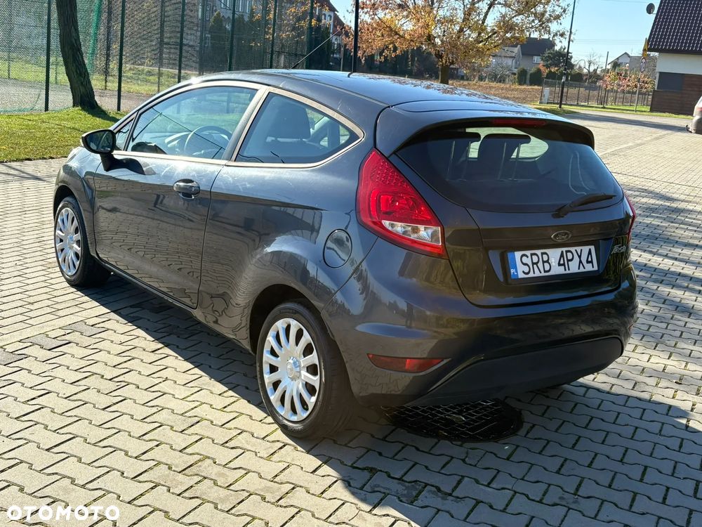 Ford Fiesta 1.25 Ambiente EU5 - 5
