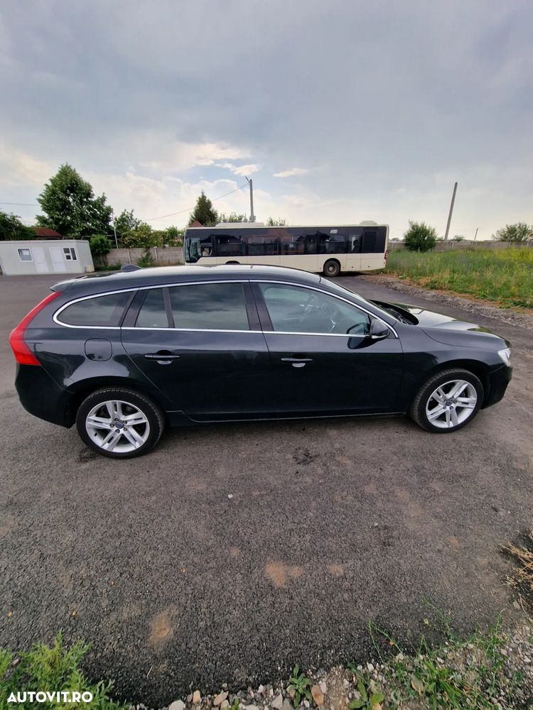 Volvo V60 D2 ECO Start-Stop Momentum - 15