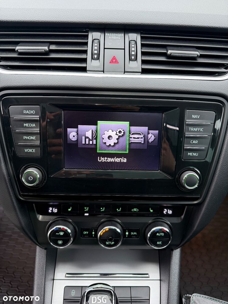 Skoda Octavia 1.4 TSI Ambition DSG - 32