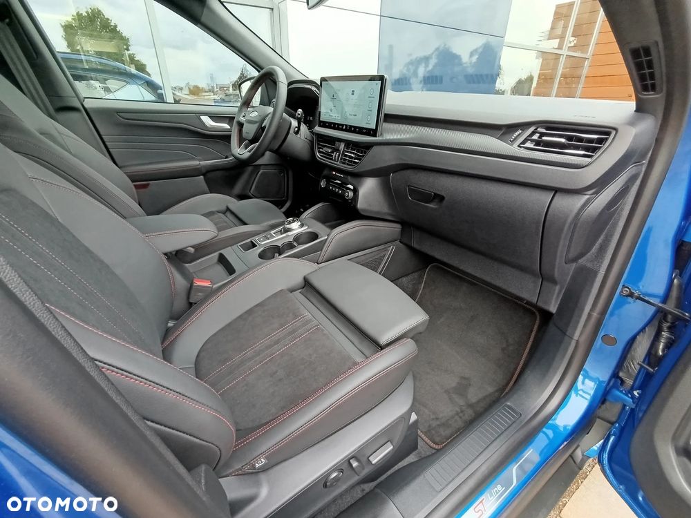 Ford Kuga 1.5 EcoBoost FWD ST-Line X - 14