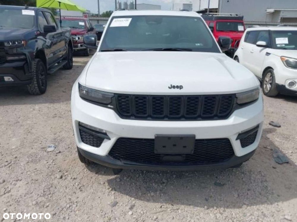 Jeep Grand Cherokee - 3