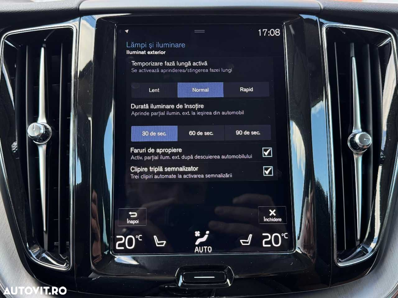 Volvo XC 60 D4 Momentum Pro - 39