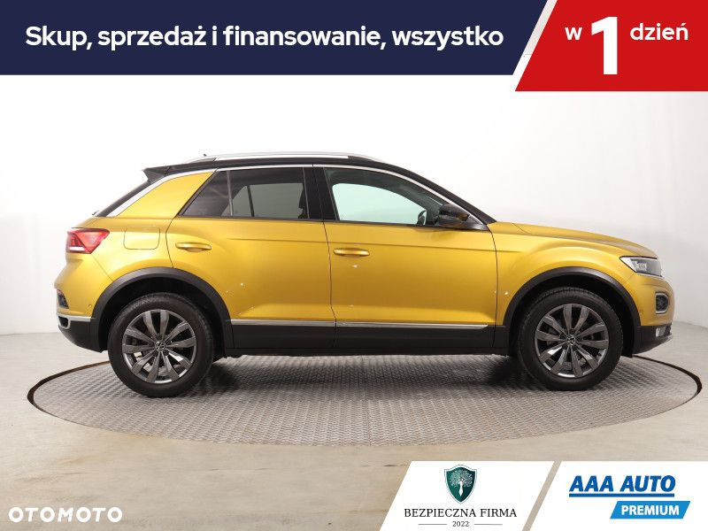 Volkswagen T-Roc - 7