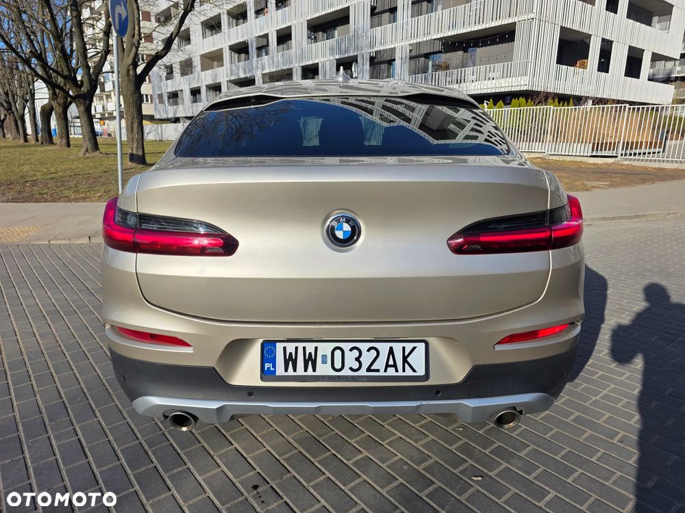 BMW X4 xDrive20i xLine sport - 29
