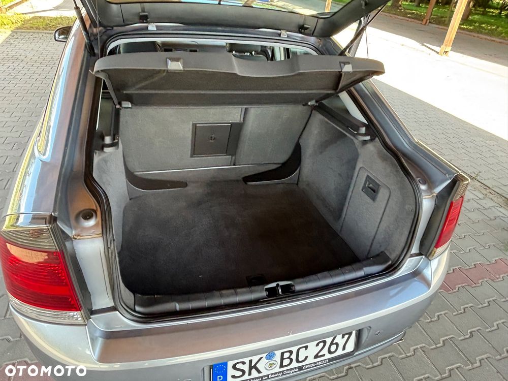 Opel Vectra 3.2 V6 Cosmo - 24