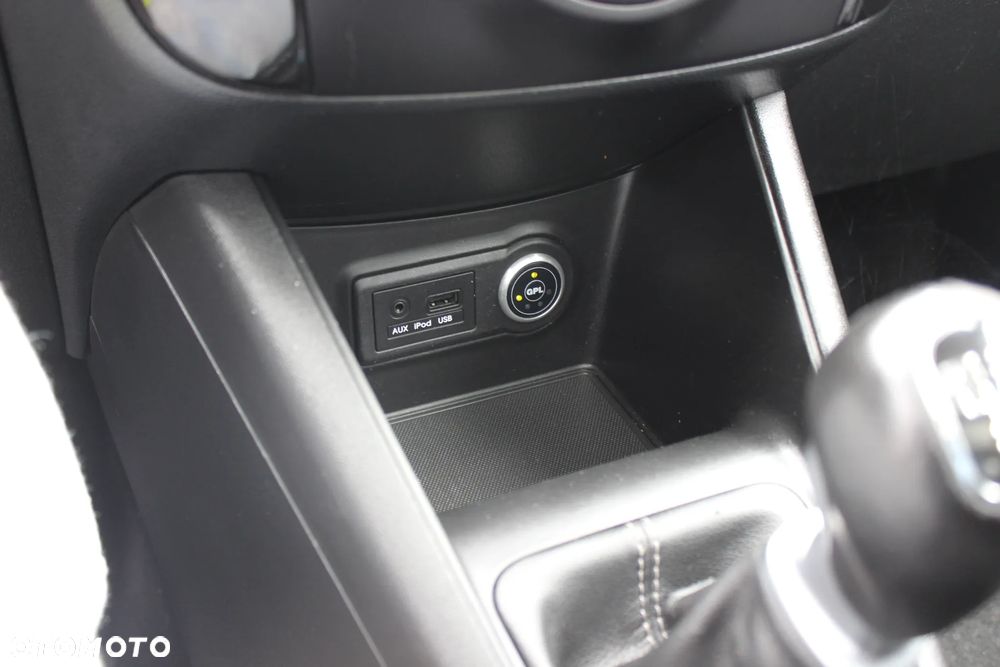 Kia Venga 1.4 S - 31