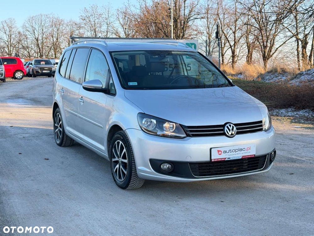 Volkswagen Touran 1.6 TDI DPF BlueMotion Technology DSG Highline - 8