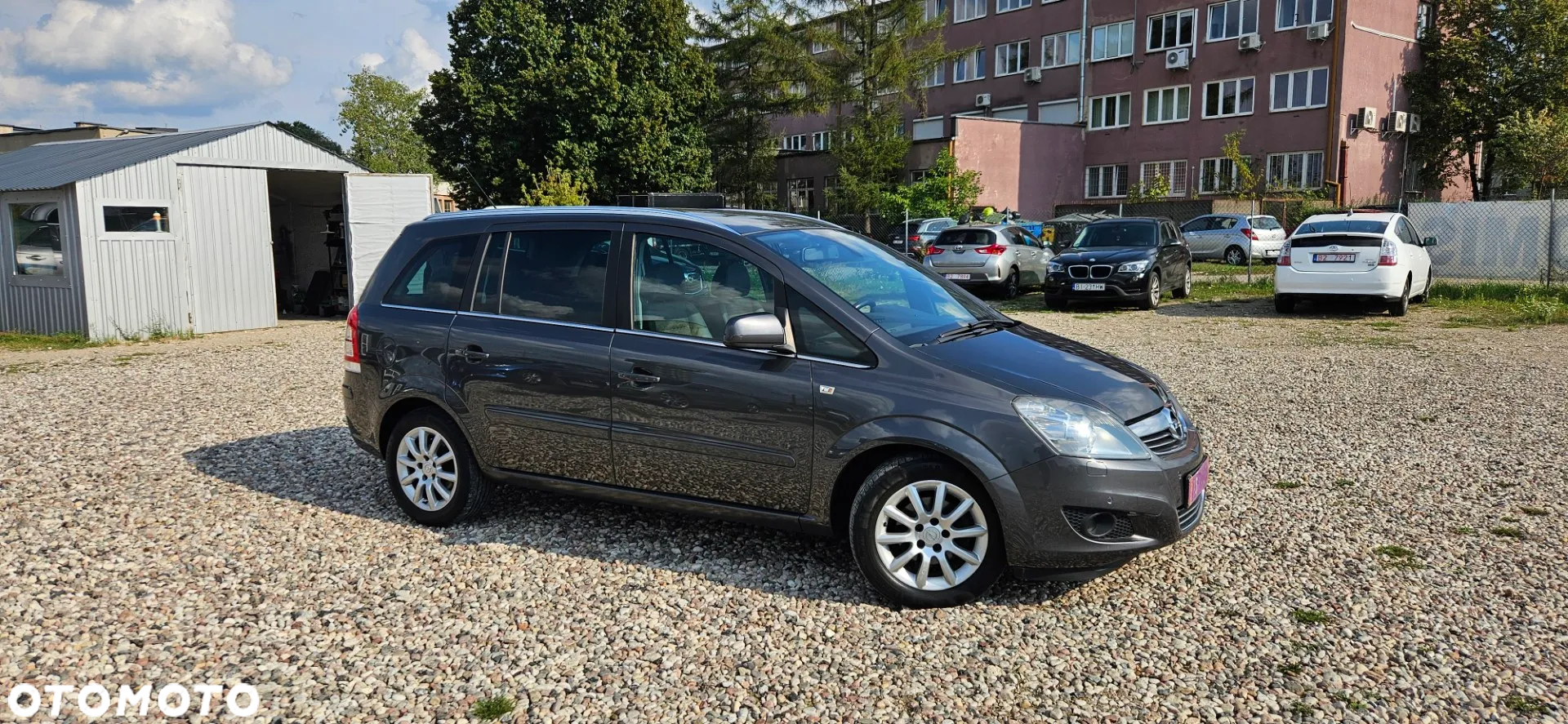 Opel Zafira 1.8 Cosmo - 11