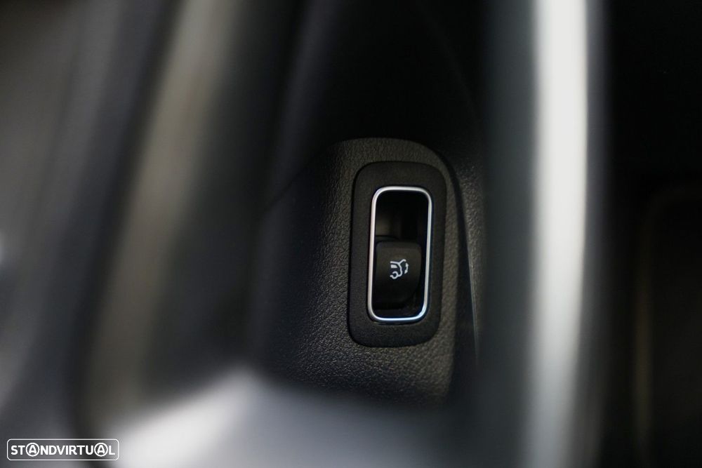 Mercedes-Benz CLA 180 Standard - 15