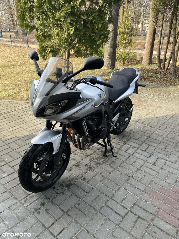 Yamaha FZ6 - 1