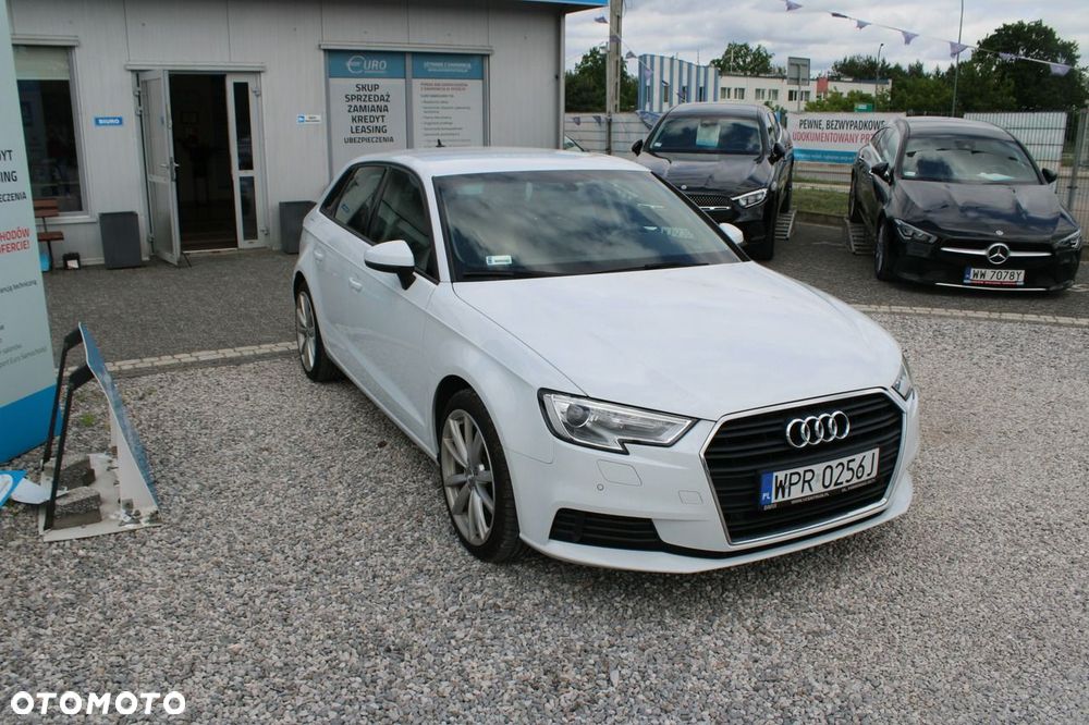 Audi A3 Sportback - 4
