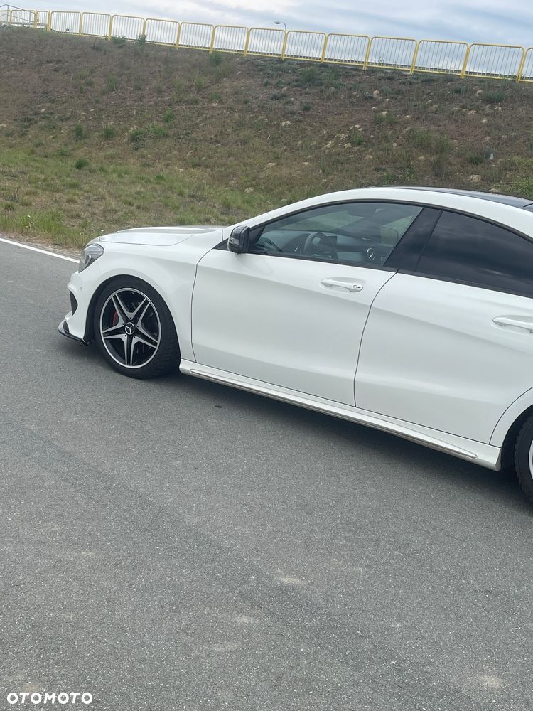 Mercedes-Benz CLA 250 7G-DCT - 19