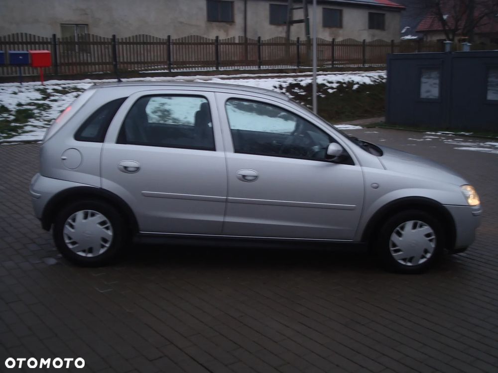Opel Corsa 1.2 16V NJoy - 10