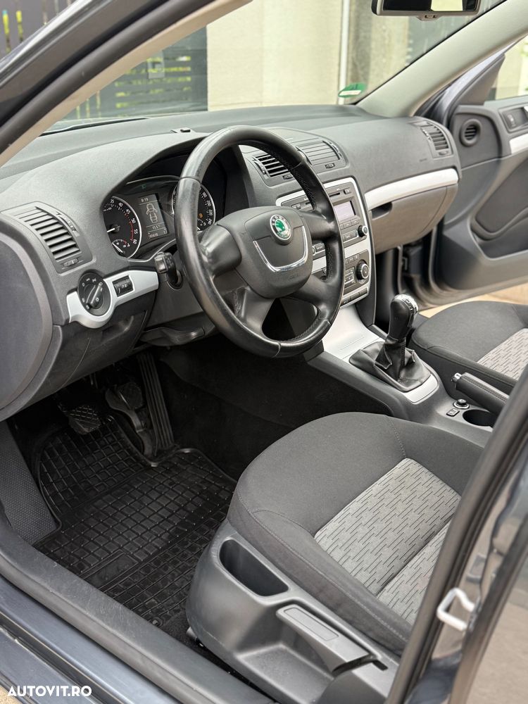 Skoda Octavia 1.6 TDI DPF IMPULS EDITION - 8