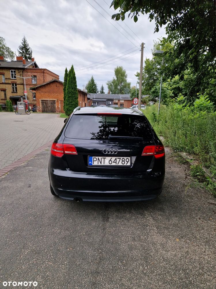 Audi A3 Sportback 1.6 TDI DPF Ambition - 3