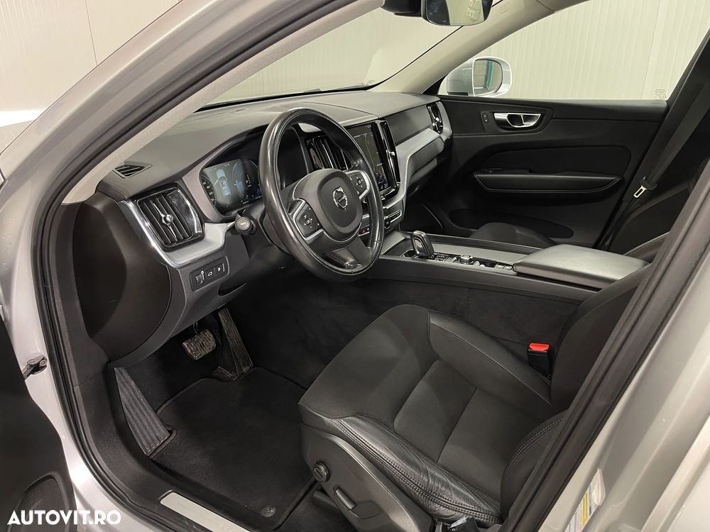 Volvo XC 60 T6 AWD Recharge Geartronic Inscription - 5