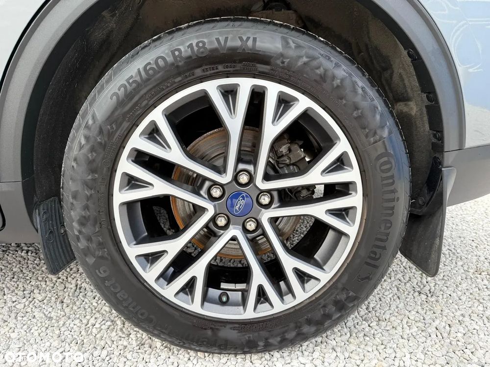 Ford Kuga 2.5P PHEV FWD Graphite Tech Edition e-CVT - 11