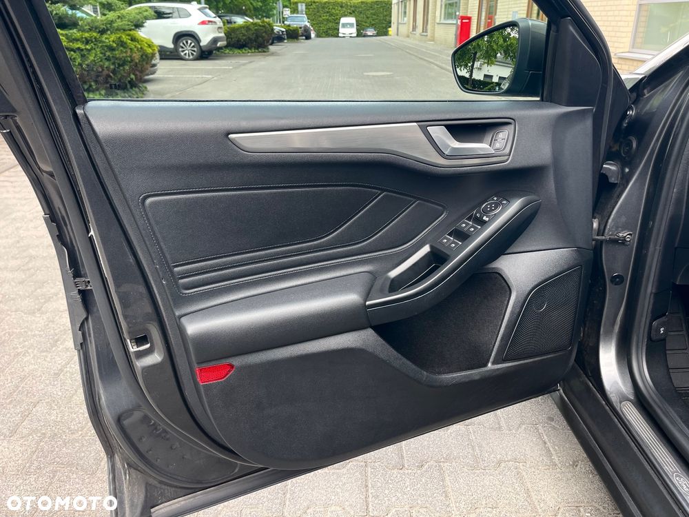 Ford Focus - 18