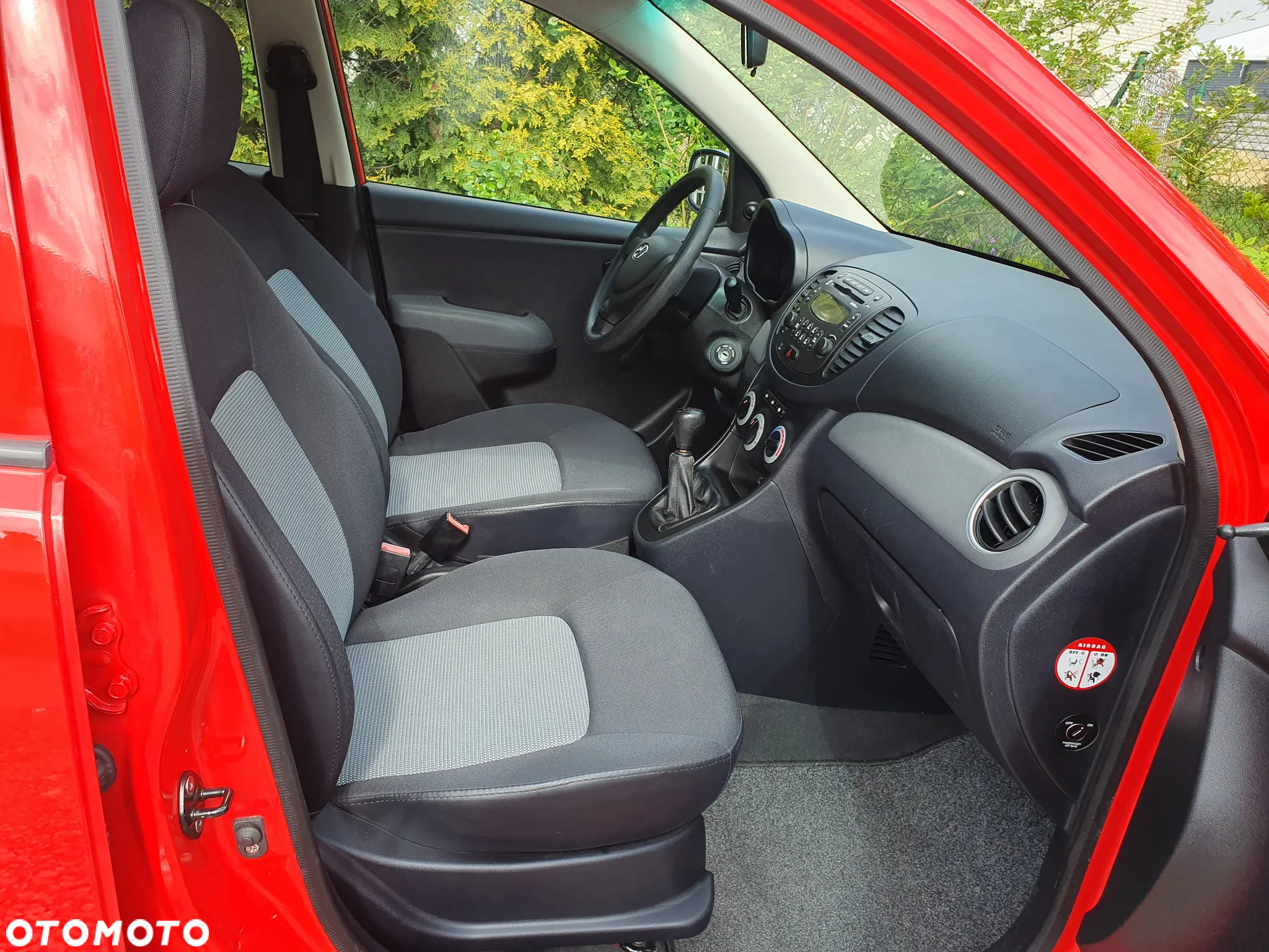 Hyundai i10 1.1 Base - 18