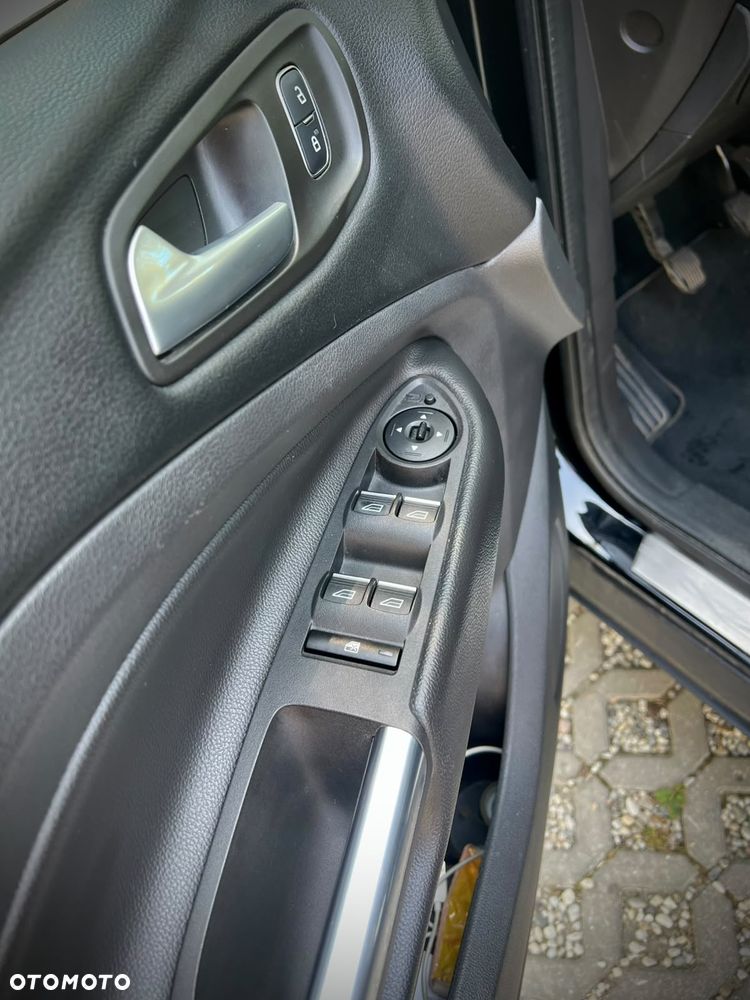 Ford Kuga 1.5 EcoBoost FWD Edition ASS GPF - 11