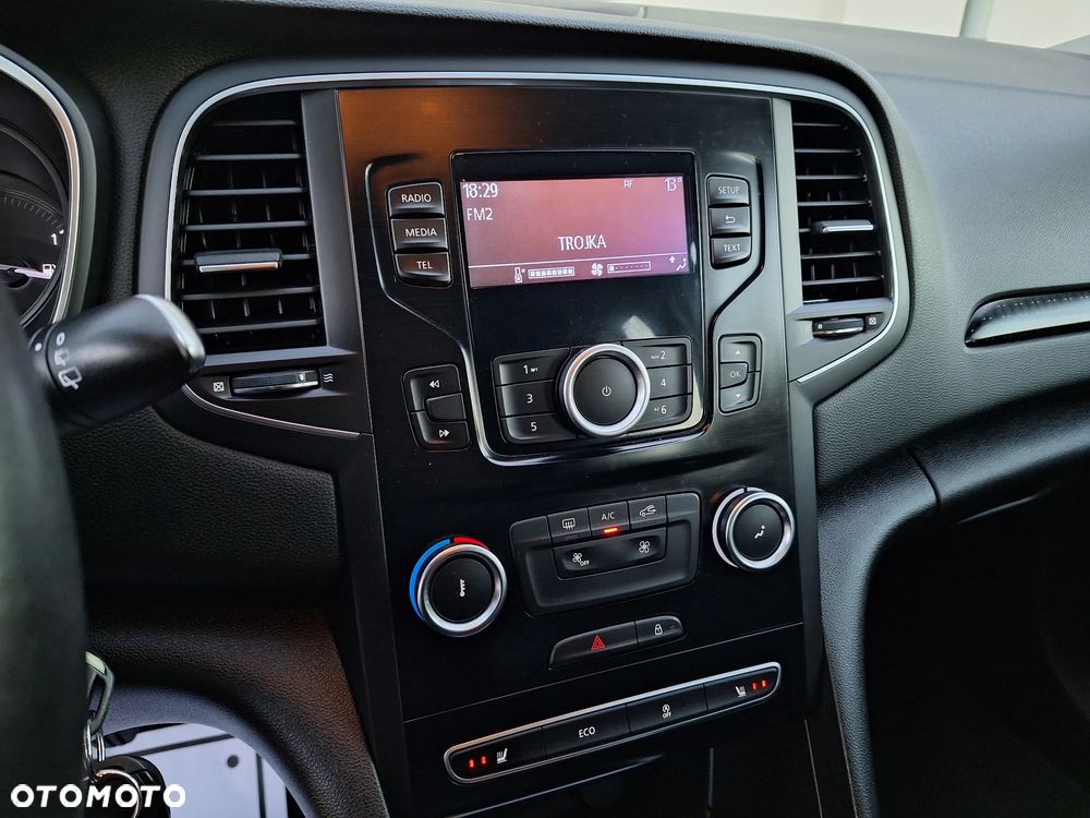 Renault Megane ENERGY TCe 100 INTENS - 7