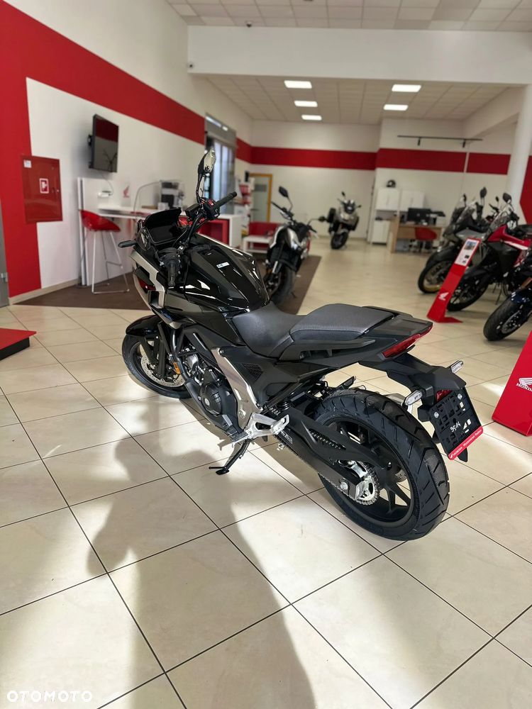 Honda NC - 5