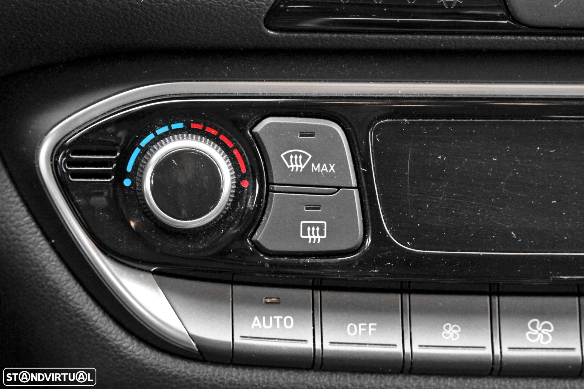 Hyundai i30 1.6 CRDI STyle Plus - 25