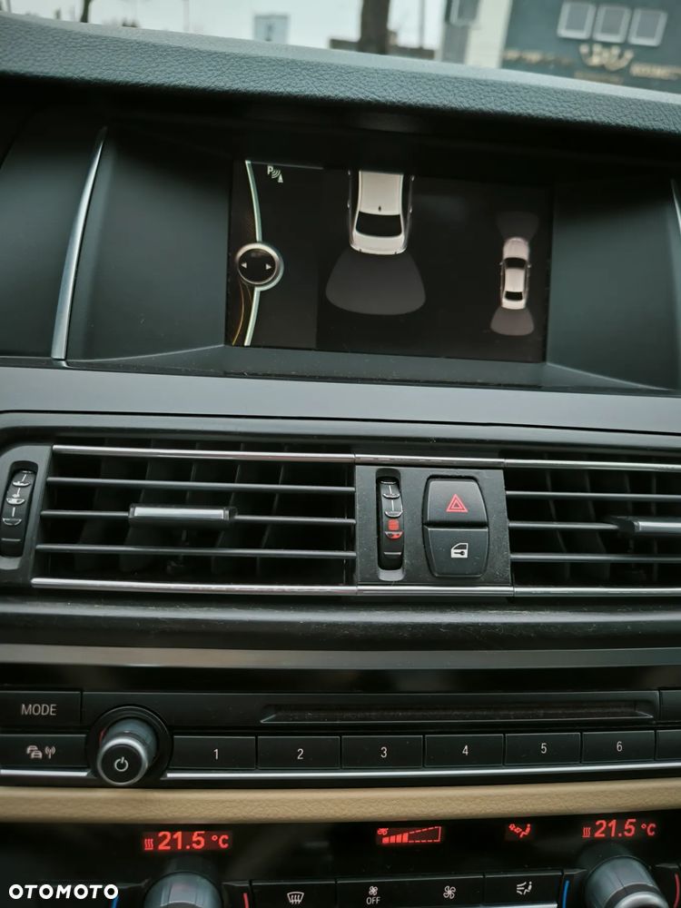 BMW Seria 5 518d - 14