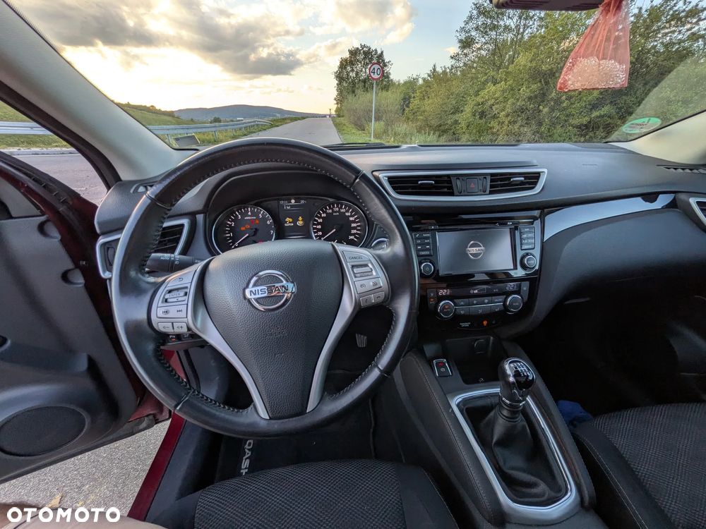 Nissan Qashqai 1.2 DIG-T N-Connecta - 16