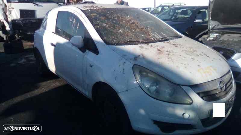 FAROLIM TRASEIRO DIREITO OPEL CORSA D - 1