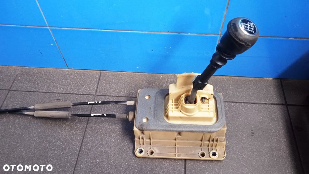 Wybierak lewarek linki zmiany biegów Fiat Bravo II 6-biegów 553499480 55213280 C412 552132279 A606 - 1