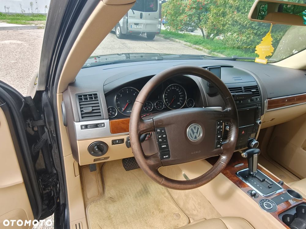 Volkswagen Touareg - 9