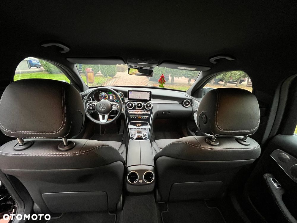 Mercedes-Benz Klasa C 300 de 9G-TRONIC Avantgarde - 22