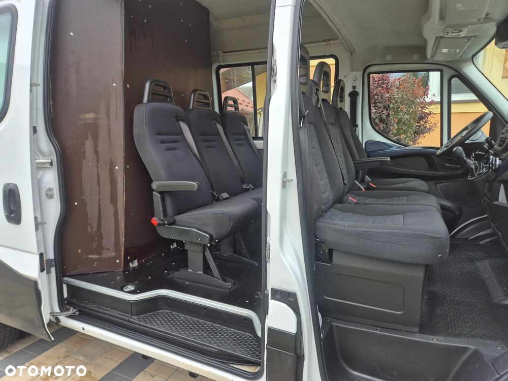 Iveco IVECO 40C15 BRYGADÓWKA KLIMATRONIK BAGAŻNIK TEMPOMAT - 16