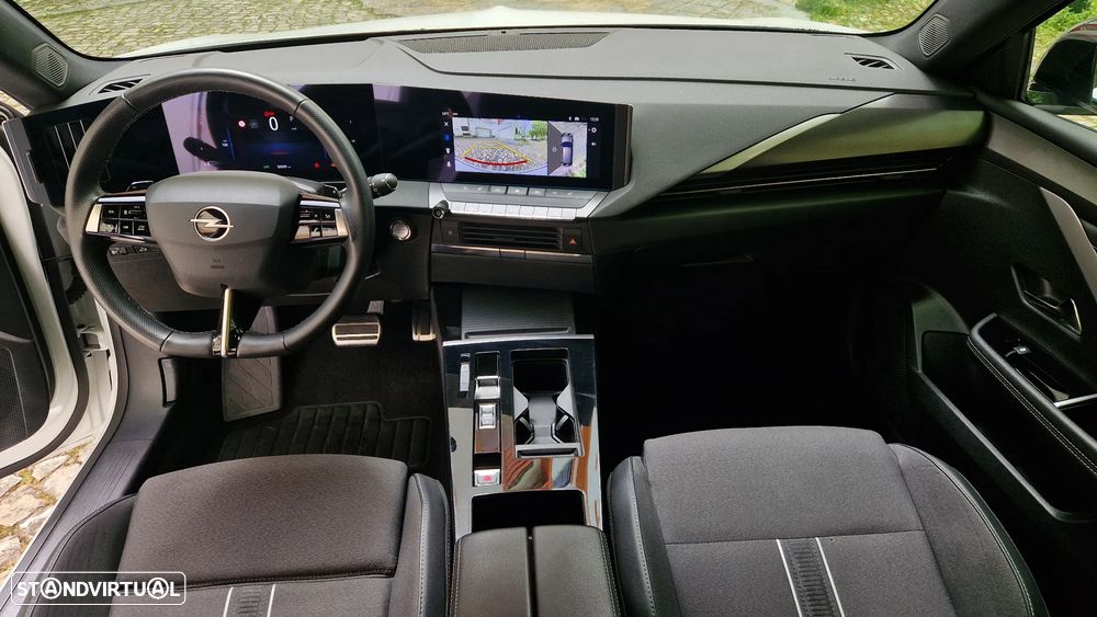 Opel Astra Sports Tourer 1.2 Turbo Auto GS Line - 8